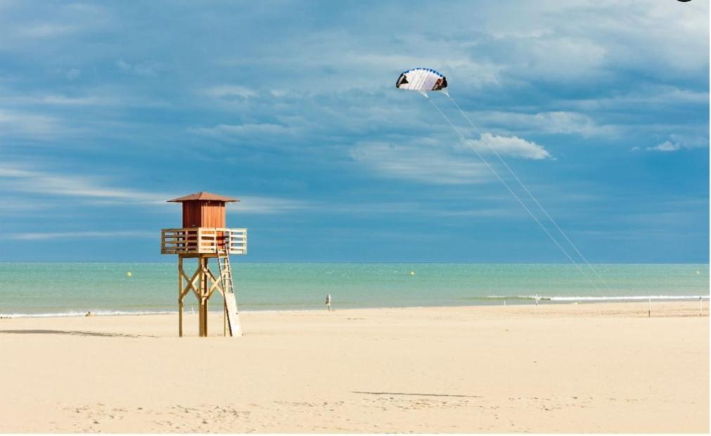 T3 vue mer et plage, avec wifi et parking Saint-Pierre-la-Mer  Buitenkant foto