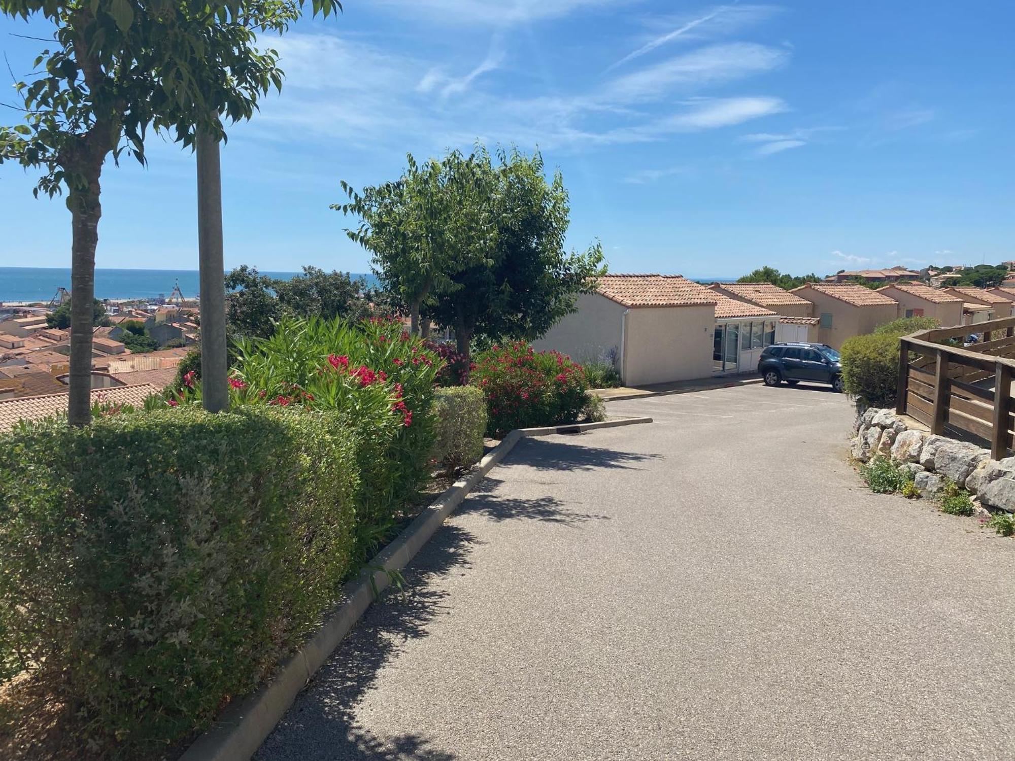 T3 vue mer et plage, avec wifi et parking Saint-Pierre-la-Mer  Buitenkant foto