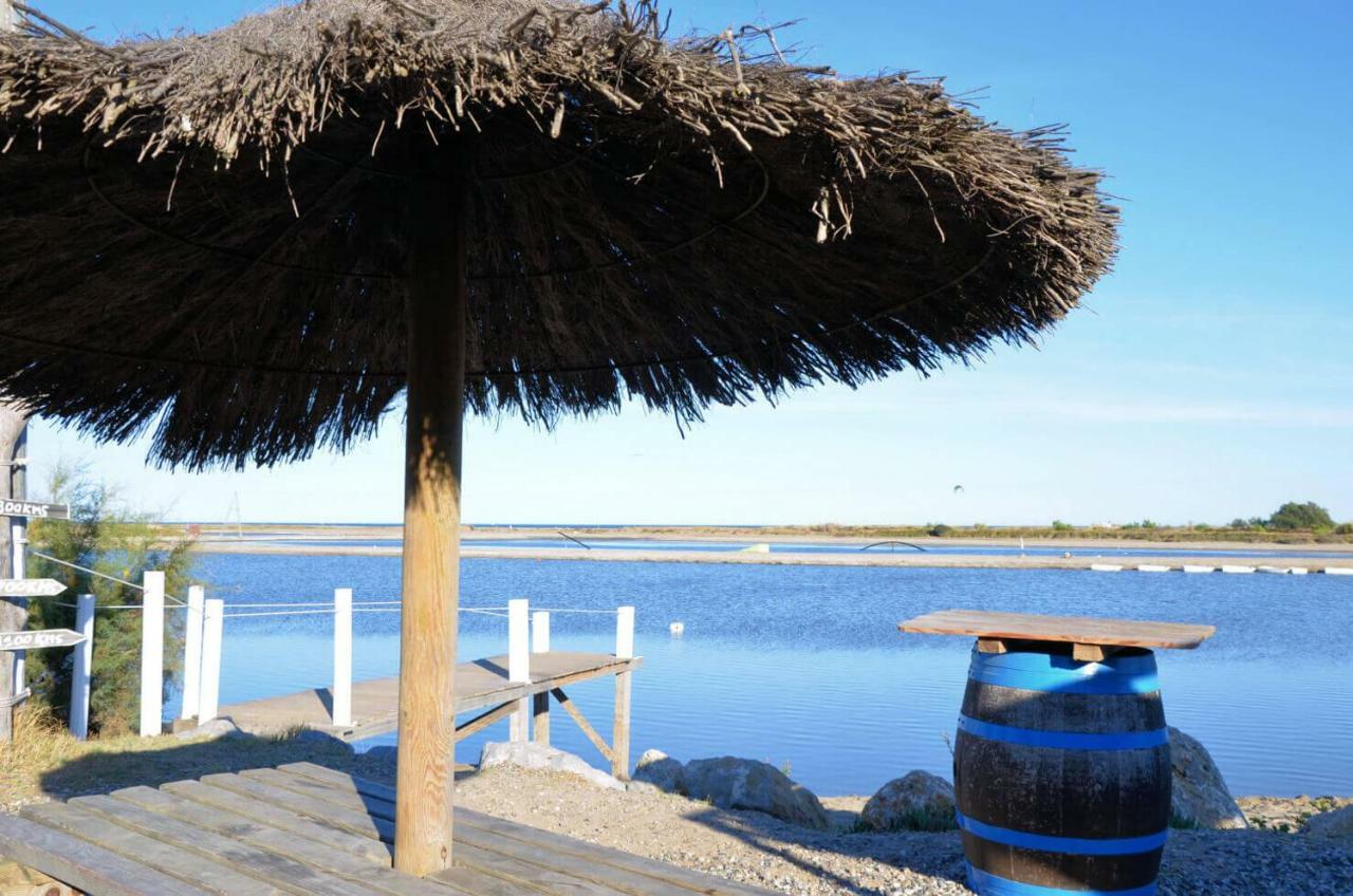 T3 vue mer et plage, avec wifi et parking Saint-Pierre-la-Mer  Buitenkant foto